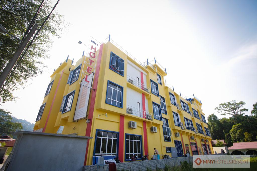 Mny Hotel & Resort Kampung Teluk Nipah Esterno foto